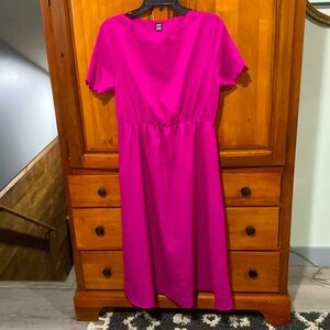 SHEIN•Size L• Scalloped Fuchsia Dress